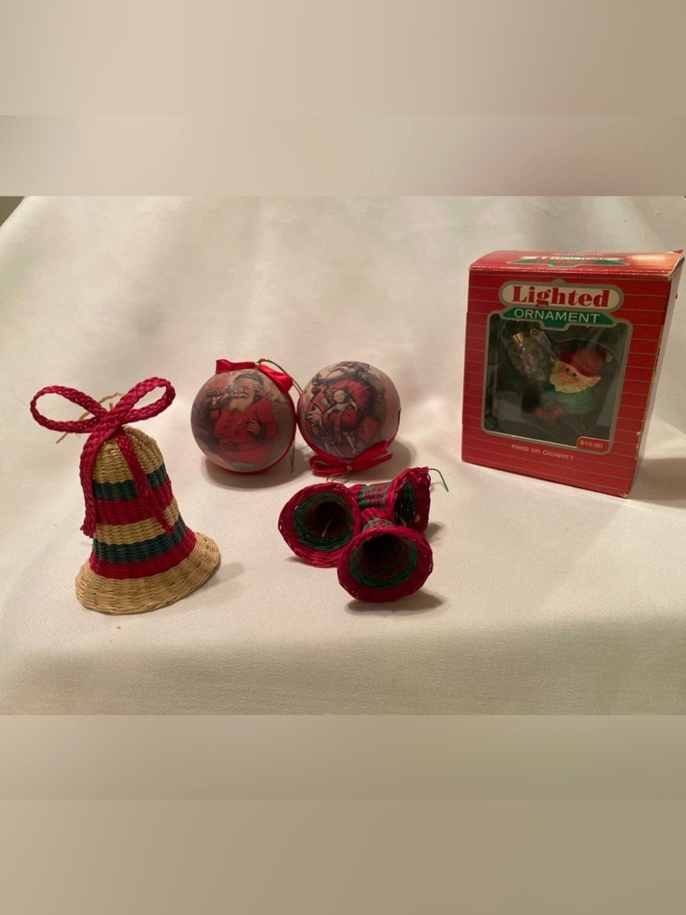 Mixed Vintage Christmas Lot of 5 Paper Mache, Hallmark, And Wicker Straw!!